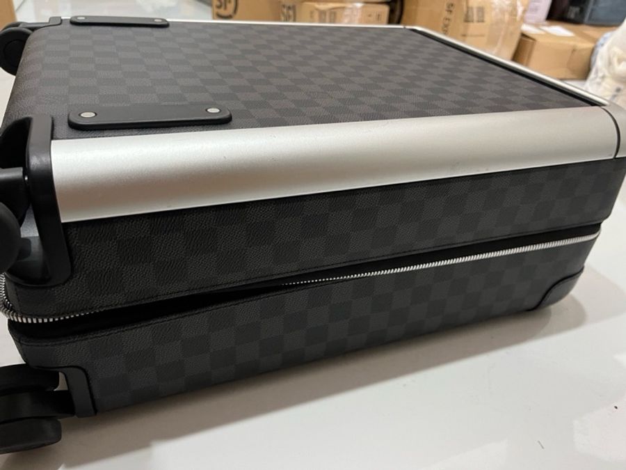 Louis Vuitton • Horizon 55 經典黑棋盤格鋁合金行李箱 原價十幾萬-6