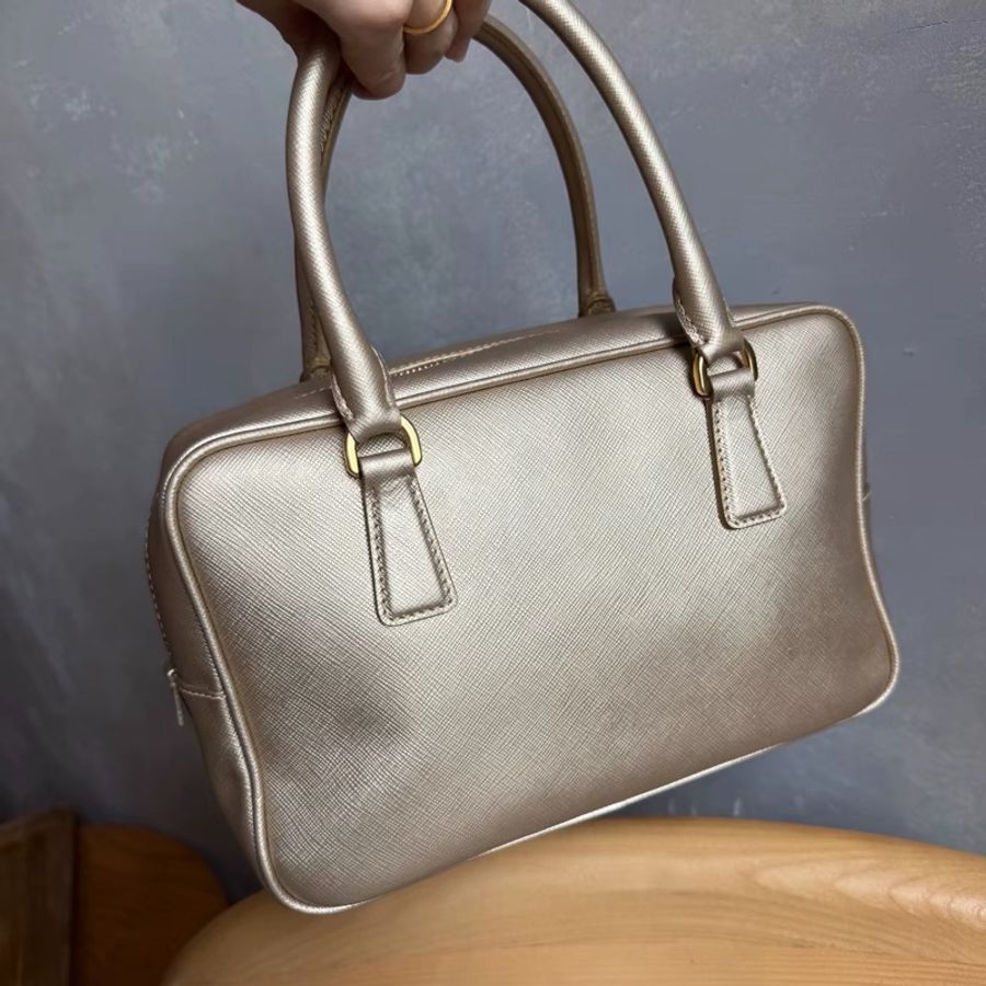 Prada • 香檳金牛皮Plume 25手提包 🈶保卡鎖具-4
