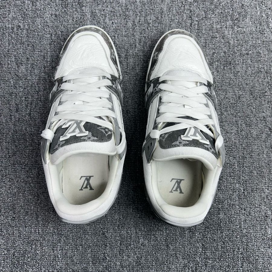 Louis Vuitton 路易威登 LV 灰白牛仔 Trainer 休閒鞋 /尺碼:40碼-2