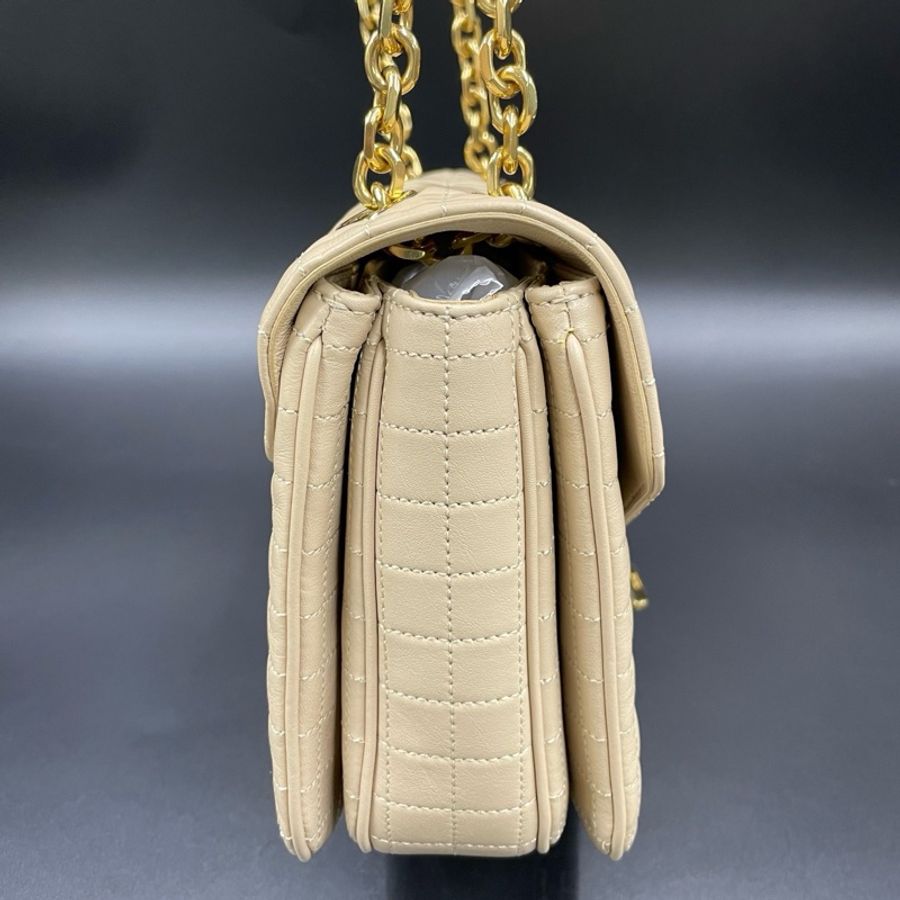 賽琳 Celine C Bag奶茶色中號牛皮C字扣鏈條單肩包-4