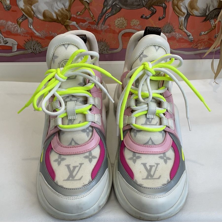 Louis Vuitton 路易威登粉色老爹鞋 38碼 單品-1
