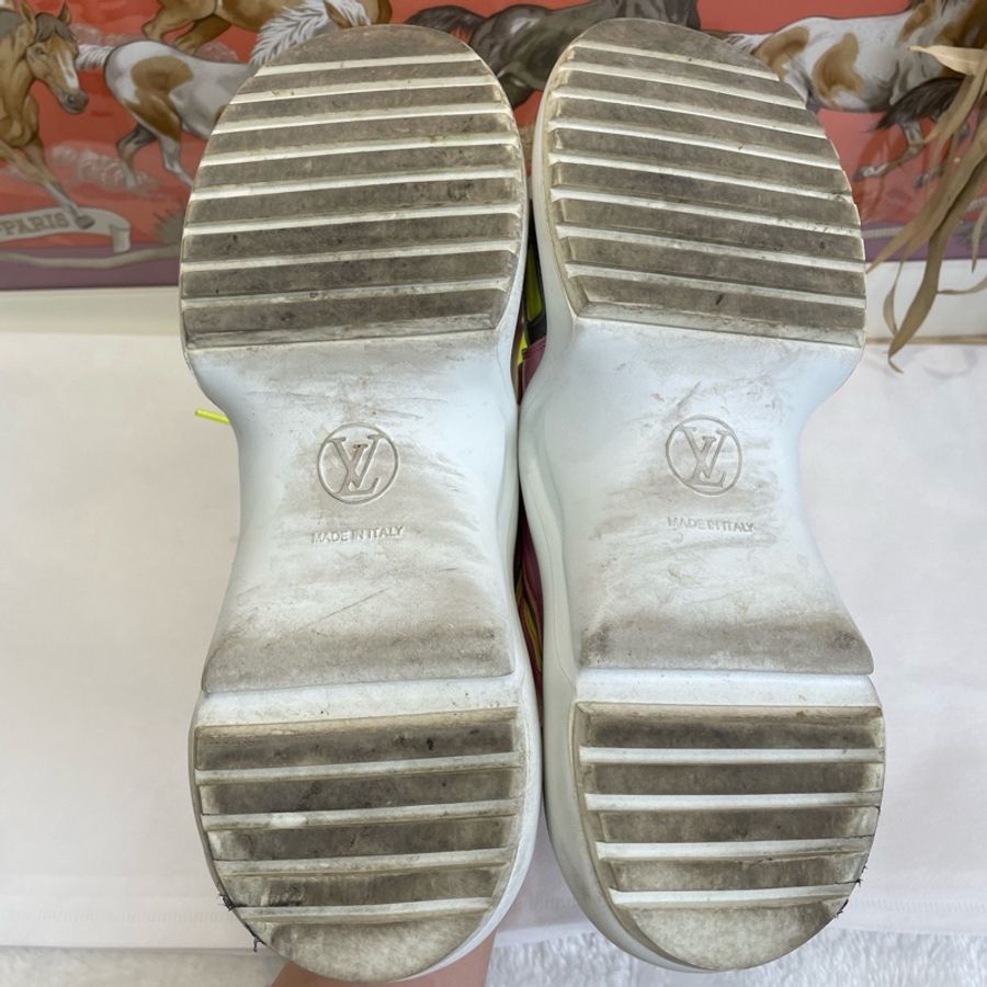 Louis Vuitton 路易威登粉色老爹鞋 38碼 單品-7