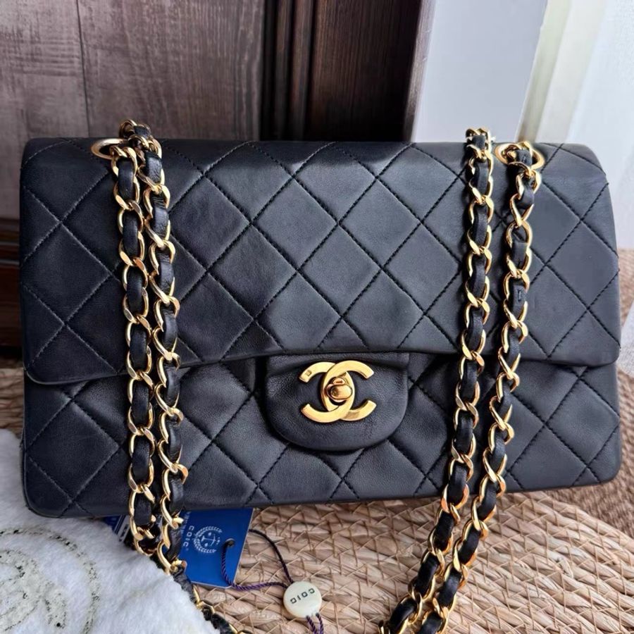 Chanel • 經典黑金羊皮Cf 23 中古款小號 24k金✨ 🈶保卡-1