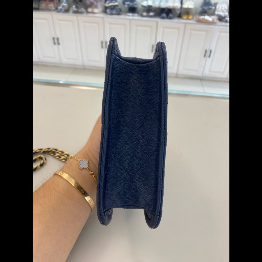 99新 Chanel/香奈兒 深藍色金扣 荔枝牛皮豆腐包-4