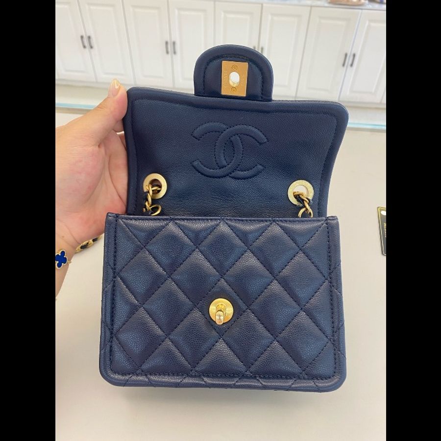 99新 Chanel/香奈兒 深藍色金扣 荔枝牛皮豆腐包-6