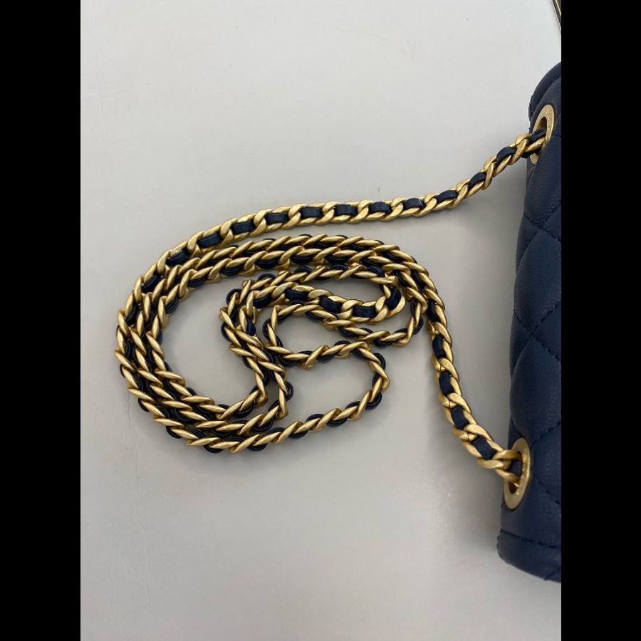 99新 Chanel/香奈兒 深藍色金扣 荔枝牛皮豆腐包-9