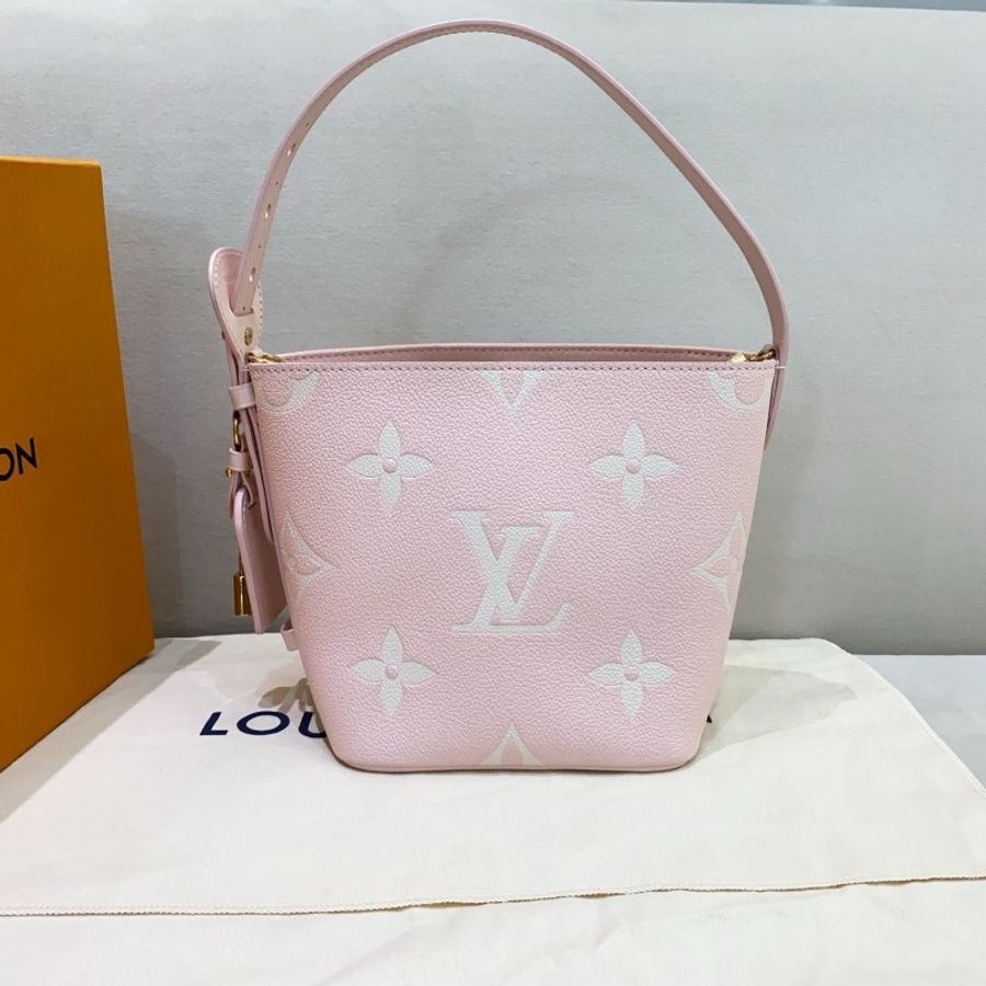 99新 Lv路易威登 all bb 櫻花粉 粉色全皮壓紋手提水桶包 晶片款 大全套 好價。-0