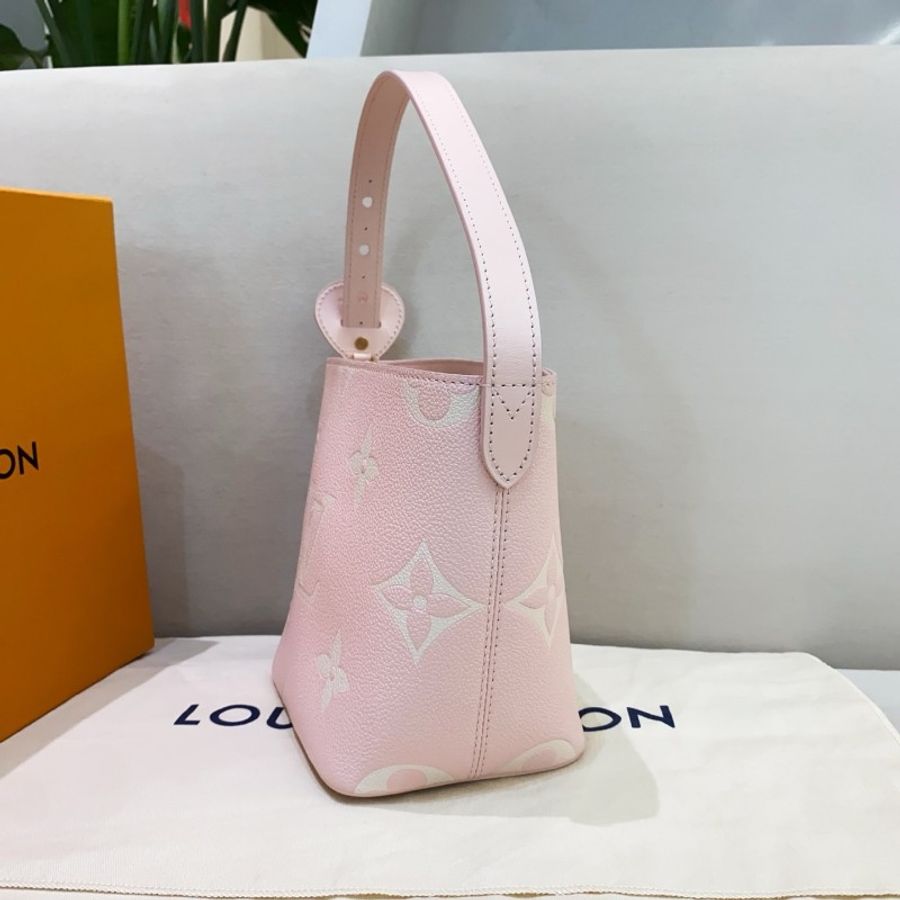 99新 Lv路易威登 all bb 櫻花粉 粉色全皮壓紋手提水桶包 晶片款 大全套 好價。-2