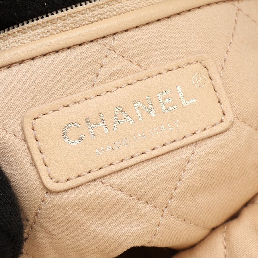 白色羊皮 CHANEL 22 Small 肩背包 金釦【CHANEL 香奈兒】 AS3260-5
