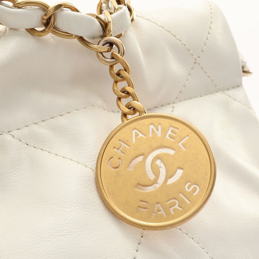 白色羊皮 CHANEL 22 Small 肩背包 金釦【CHANEL 香奈兒】 AS3260-8