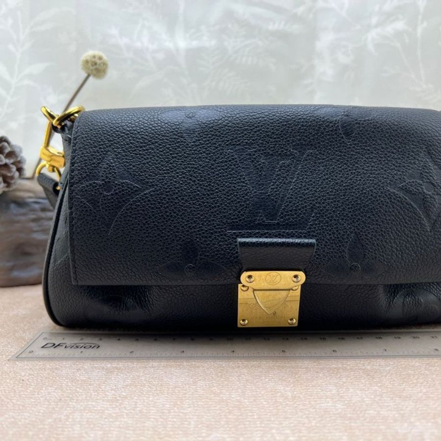 LV Favorite 黑色壓紋手袋-7