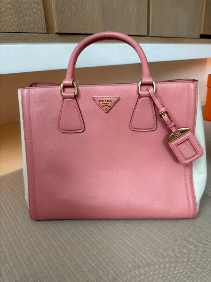Prada/ Saffiano Lux 雙色皮革手提包-0