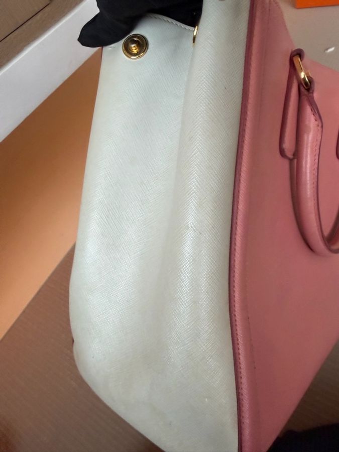 Prada/ Saffiano Lux 雙色皮革手提包-28