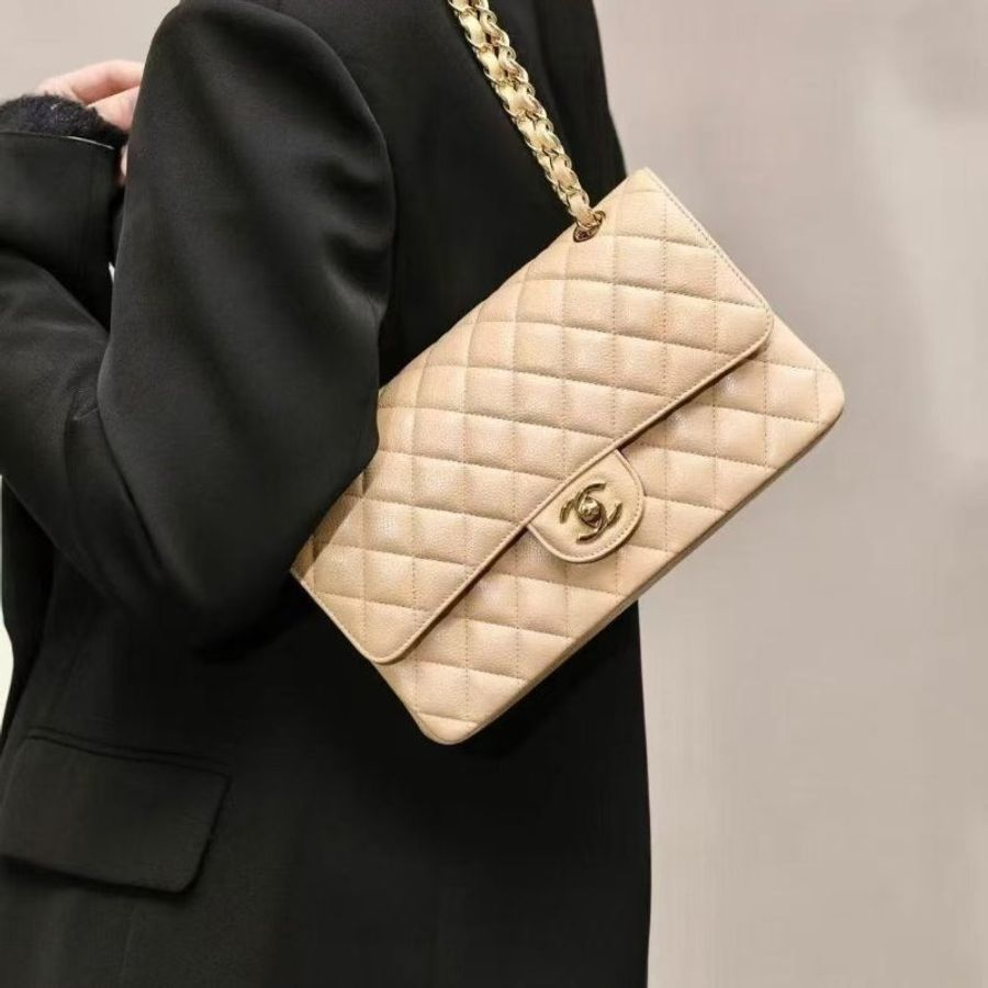 CHANEL 經典口蓋包 CF23 - 粒面牛皮米金-1