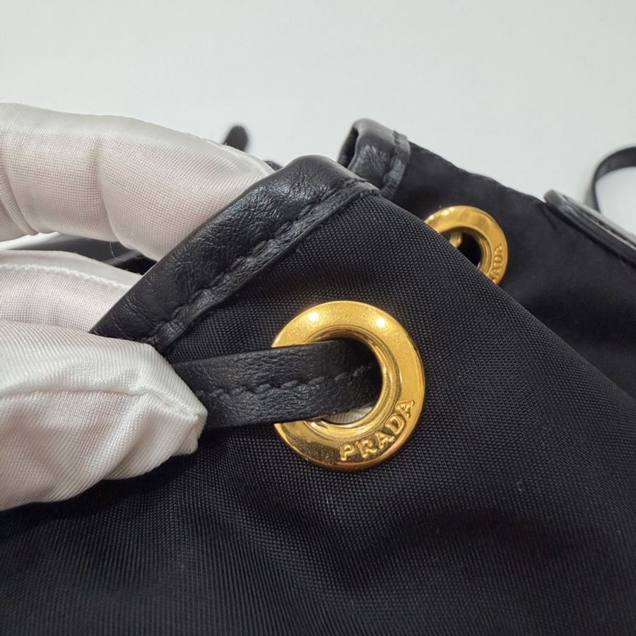 PRADA Ei Small Re-Nylon Backpack 金扣 尼龍 黑色 後背包 手提包 雙肩包 側背包-29
