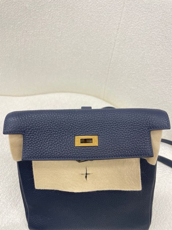 Hermes 愛馬仕 Kelly ado背包 午夜藍 金扣 刻印：c刻 附件：無 。-11