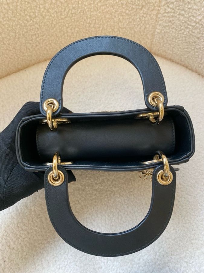 Dior 限量版戴妃包,黑金四葉草刺繡,超稀有款式!絕版。-9
