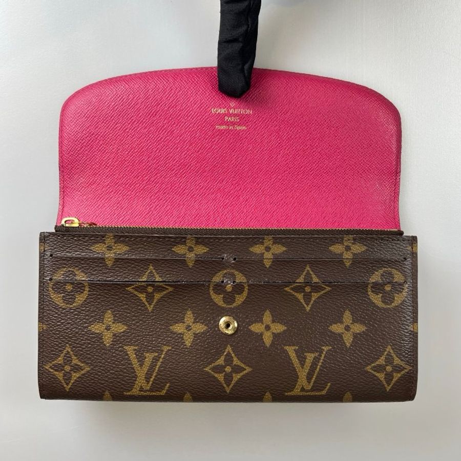 LV M64202 老花EMILIE花卉造型信封長夾-6