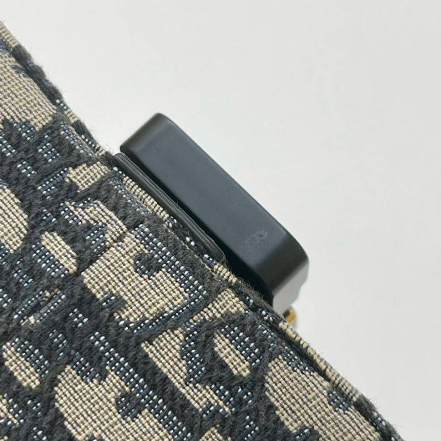 DIOR Saddle 迷你翻蓋郵差包-11