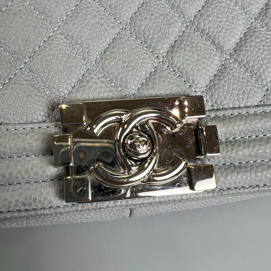 CHANEL BOY25銀釦單肩斜挎鏈條包 灰荔枝 保卡款17開-7