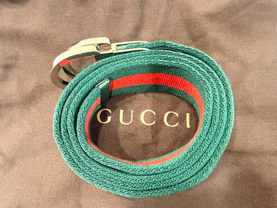 ✨近全新✨Gucci 經典綠紅綠織帶 草寫Logo D型環皮帶🔥優惠釋出-4