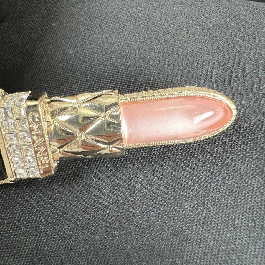 CHANEL 淡金口紅胸針-7