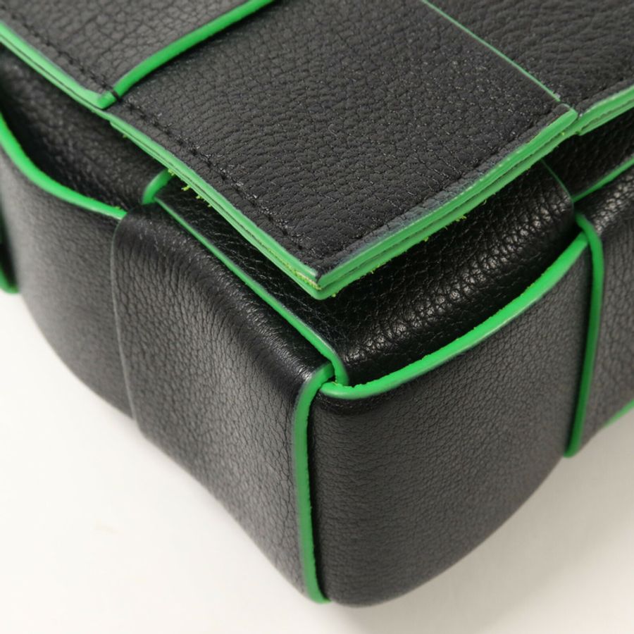 BOTTEGA VENETA 牛皮皮革Cassette Small肩背袋-12