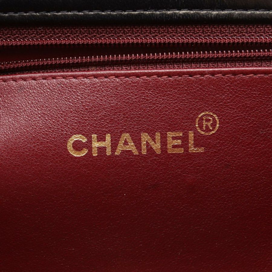 香奈兒 (CHANEL) 絎縫全蓋鏈條肩背包,羊皮材質,黑色,金色五金,二手 CC-3