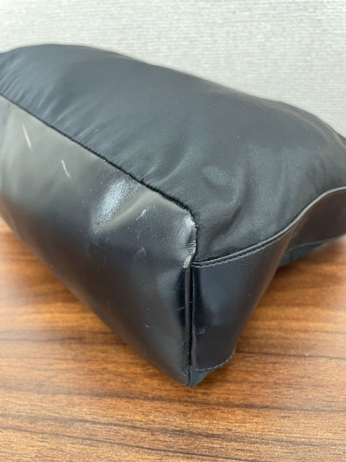 《初。Vintage》 Prada Hobo降落傘拼皮肩背包-7
