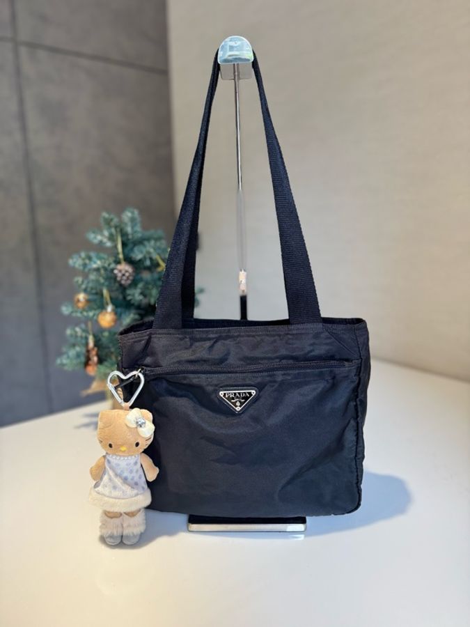 《初。Vintage》 Prada 降落傘布面托特包(附保卡)-1