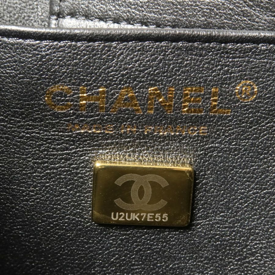 CHANEL 牛皮皮革Mini Bucket鏈帶肩背袋-5