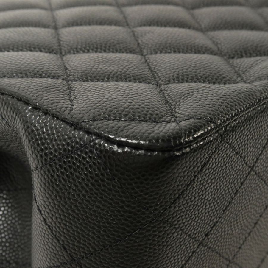 CHANEL 牛皮皮革Mini Bucket鏈帶肩背袋-13