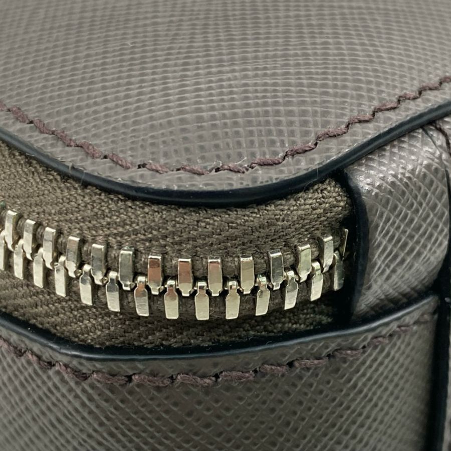 △ PRADA 普拉達 Grey Brown Saffiano Leather Brique 2 way bag 灰啡色十字壓紋皮革兩用袋 2VH069-267012441-5