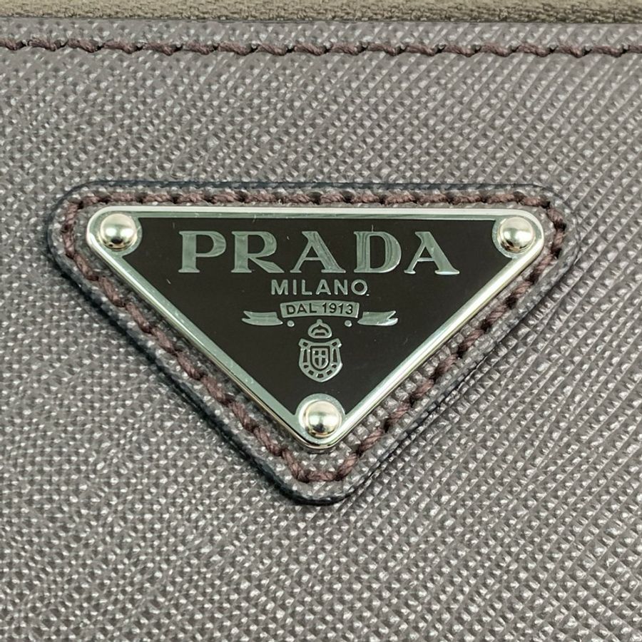 △ PRADA 普拉達 Grey Brown Saffiano Leather Brique 2 way bag 灰啡色十字壓紋皮革兩用袋 2VH069-267012441-9
