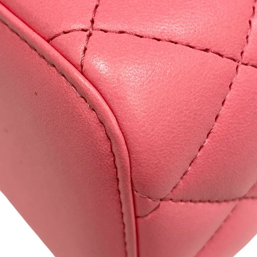 △ CHANEL 香奈兒 Pink Lambskin Gold Tone Metal Gold Ball Chain No.32 Vanity Case 粉紅色小羊皮金色金屬No.32化妝箱 AP2303-267012245-7