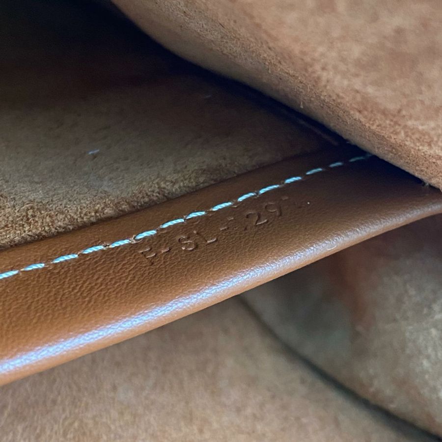 △ CELINE 思琳 Brown Calfskin Soft 16 Shoulder Bag 啡色小牛皮肩背包-267012886-17