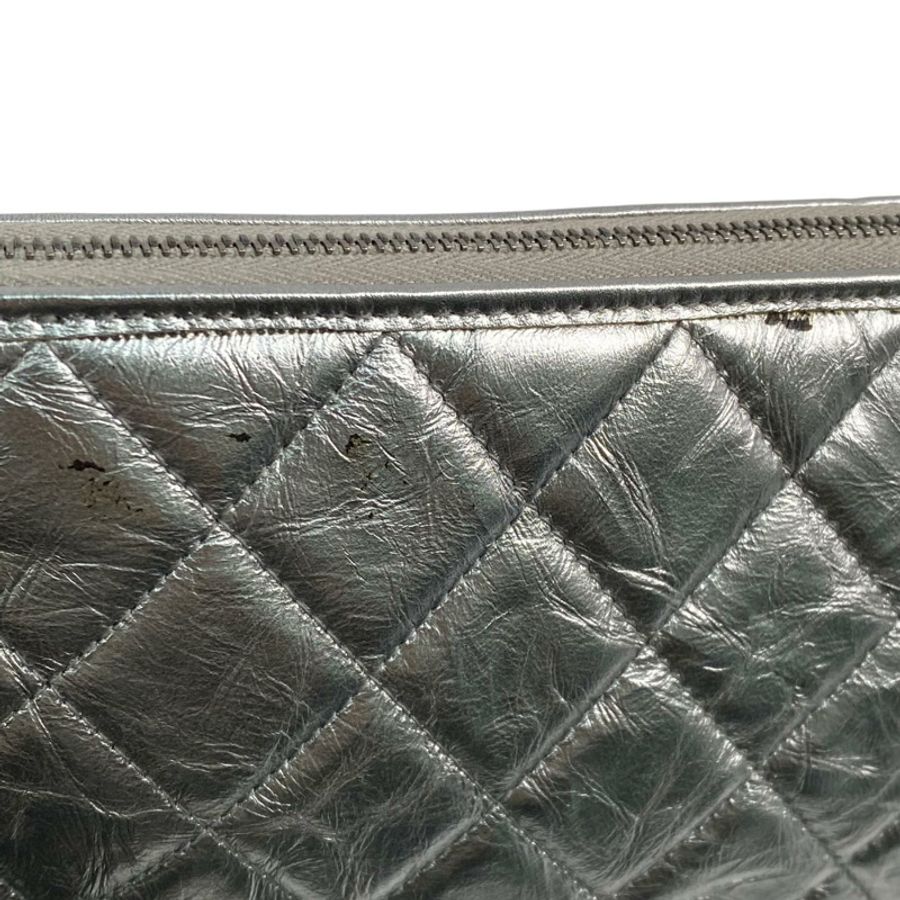 △ CHANEL 香奈兒 Silver Calfskin Gold Tone Metal And Ruthenium-Finish Metal No.24 Gabrielle Clutch 銀色小牛皮金色金屬和鍍釕金屬No.24手拿包-267013297-11