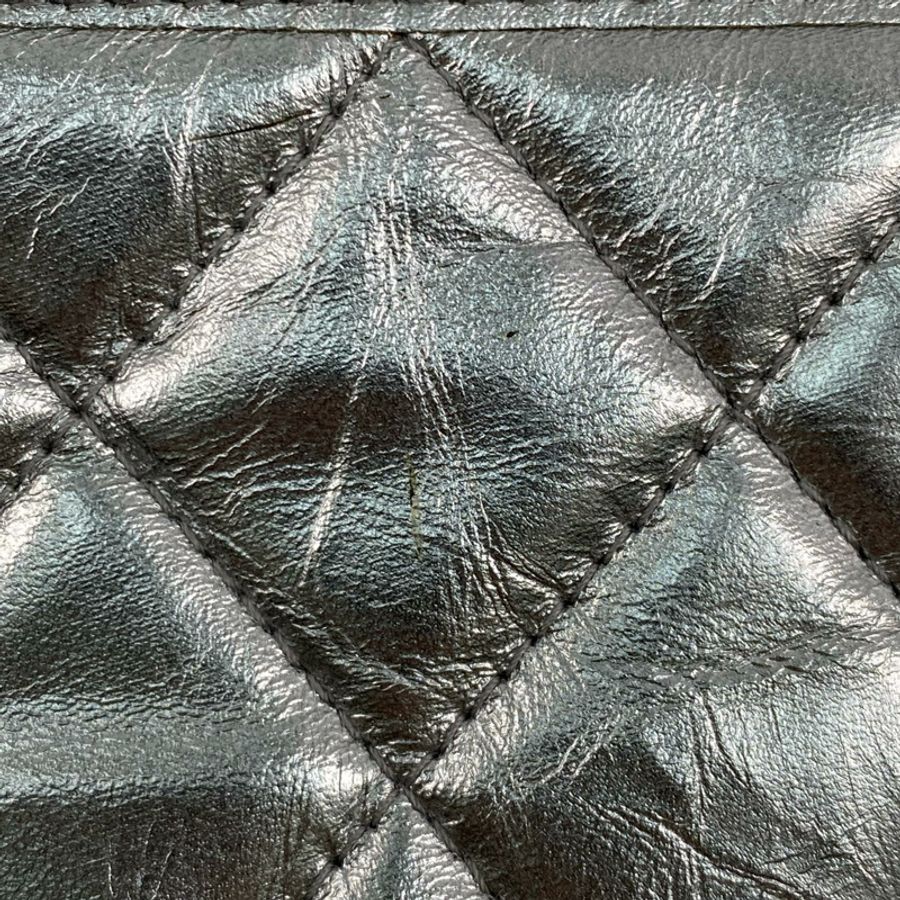 △ CHANEL 香奈兒 Silver Calfskin Gold Tone Metal And Ruthenium-Finish Metal No.24 Gabrielle Clutch 銀色小牛皮金色金屬和鍍釕金屬No.24手拿包-267013297-14