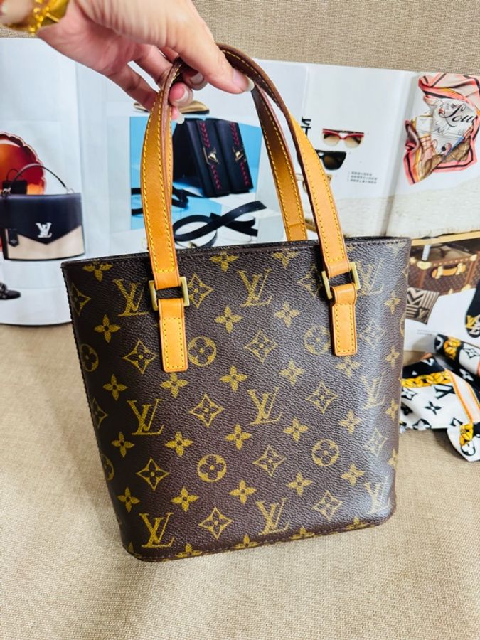 ✶ Louis Vuitton Vivian M51172 老花 薇薇安 中古包 迷你購物袋托特包 手提包-1