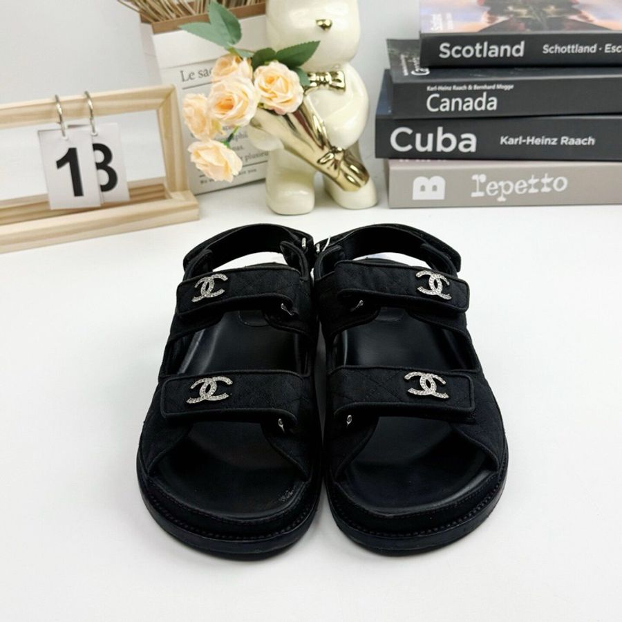 Chanel 香奈兒 黑色鑽扣魔術貼涼鞋 98新37.5碼-1