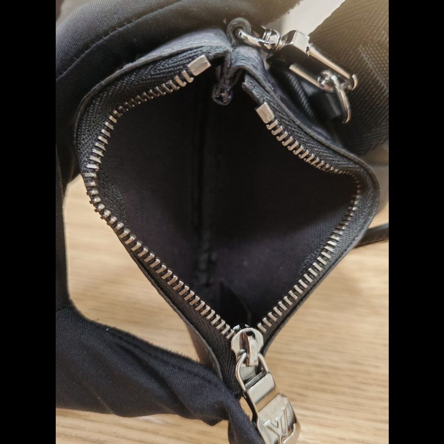 lv monogram Eclipse Trio-24