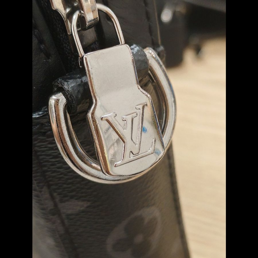 lv monogram Eclipse Trio-28