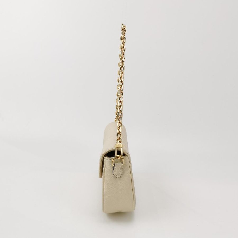 Louis Vuitton Wallet On Chain Ivy 白色牛皮肩背包-1