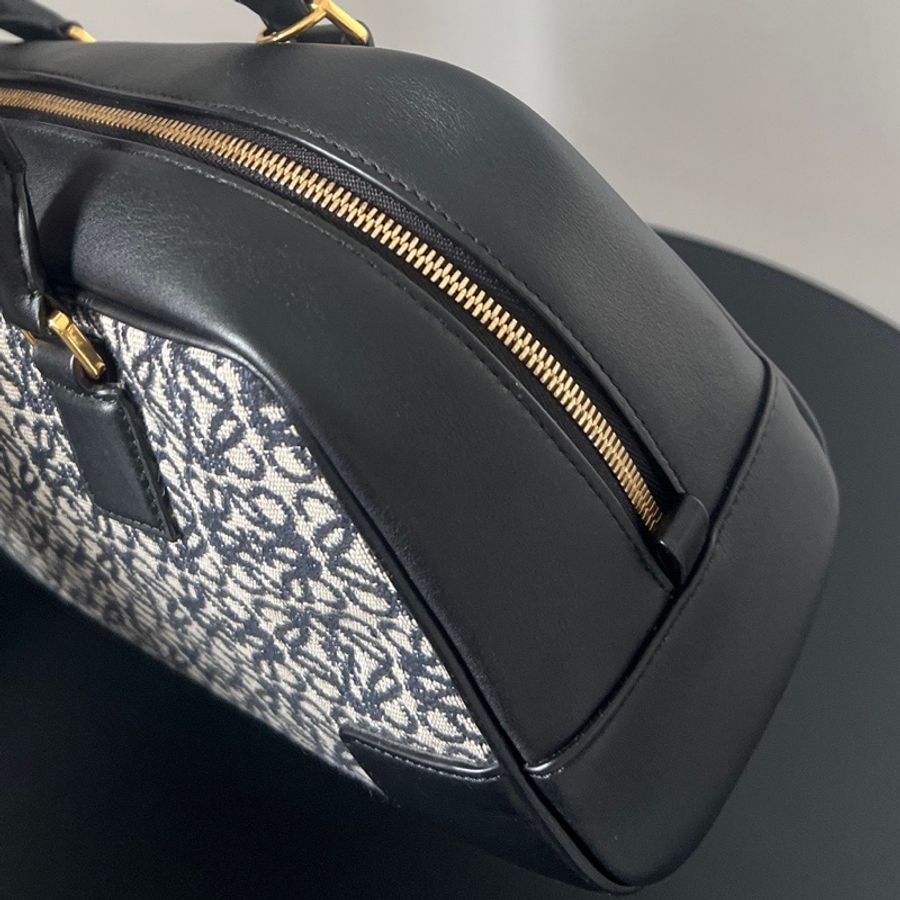 Loewe 罗意威Amazona波士顿,黑色 尺寸:26x15cm!-2