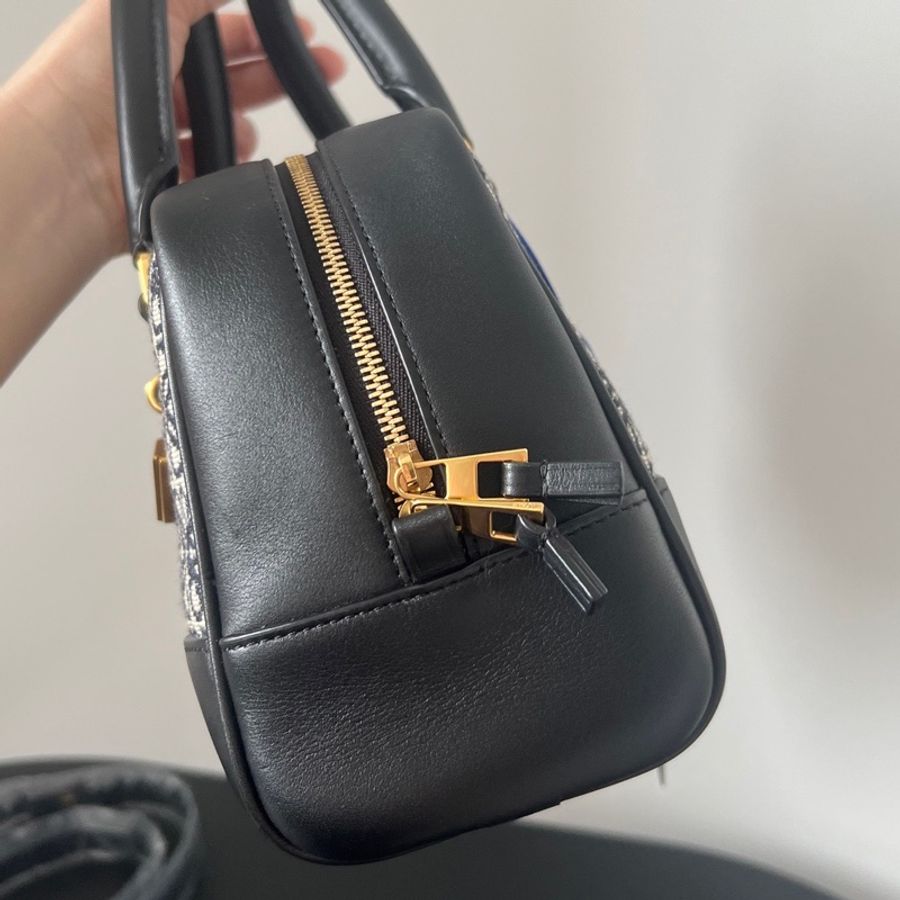 Loewe 罗意威Amazona波士顿,黑色 尺寸:26x15cm!-4