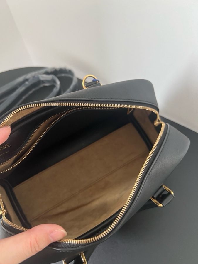 Loewe 罗意威Amazona波士顿,黑色 尺寸:26x15cm!-8