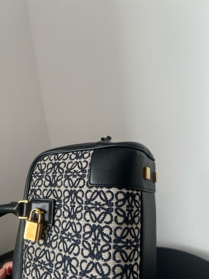 Loewe 罗意威Amazona波士顿,黑色 尺寸:26x15cm!-11