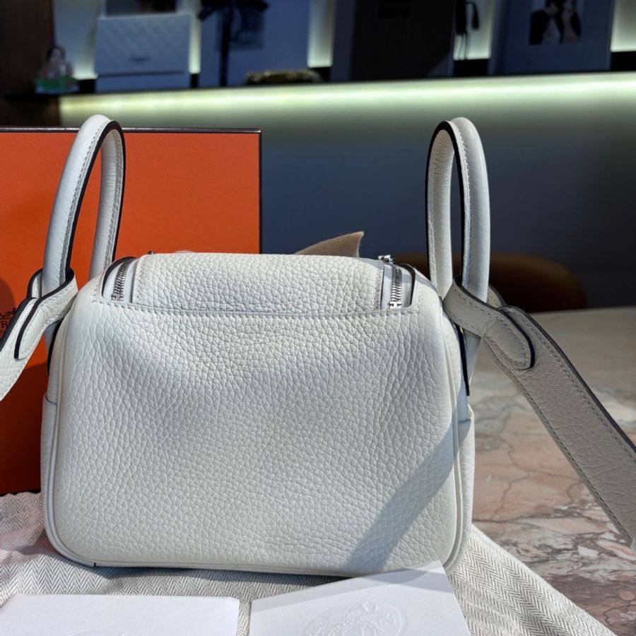 未使用 Hermes 愛馬仕lindy mini 二代 新奶油白 銀扣 tc皮 k刻-2