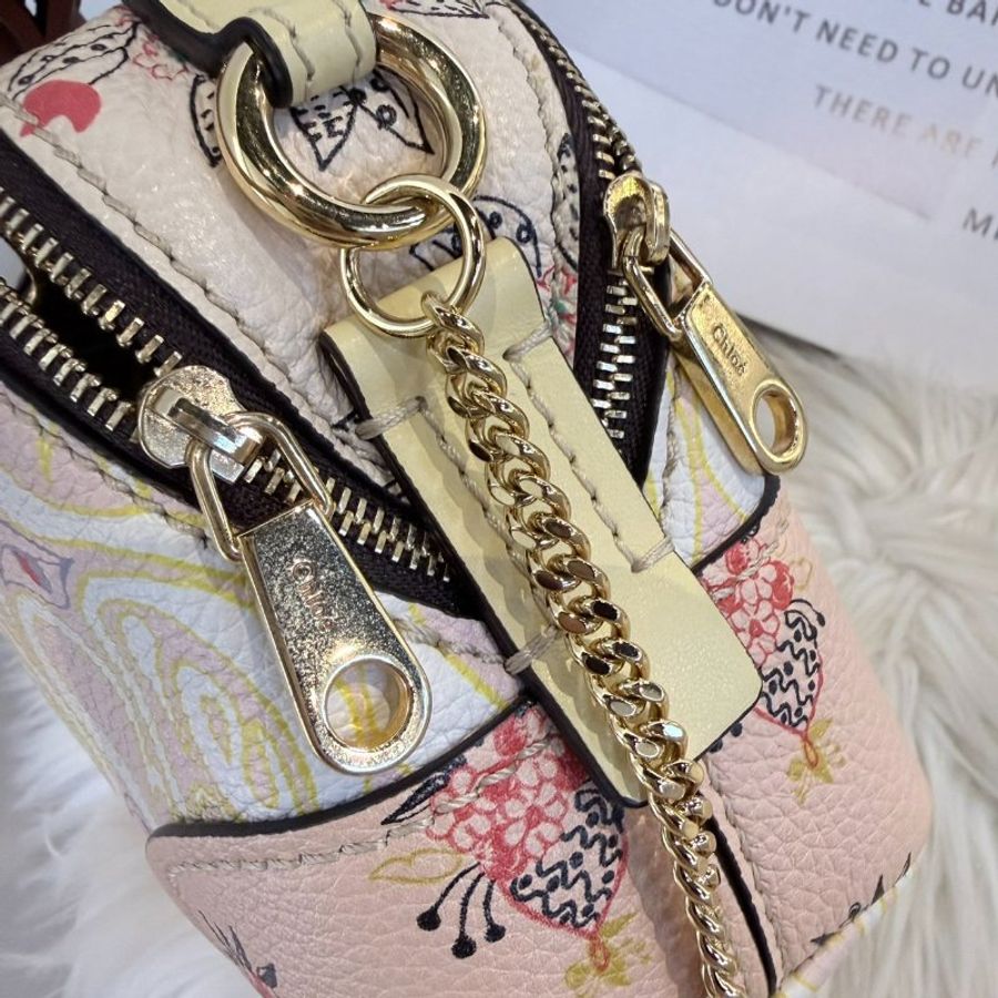 Chloé Daria Mini 「Hearty Floral」印花鏈包-5