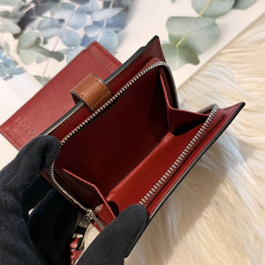 LOEWE 拚色拉鍊皮夾-6